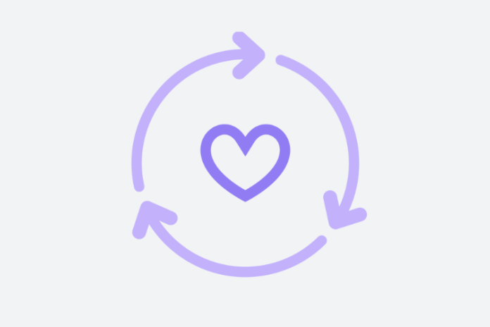 Pfeile, die ein Herz umkreisen