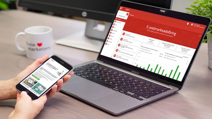 Die Benutzeroberfläche der E-Mail-Marketingsoftware LianaMailer auf dem Handy und dem Laptop
